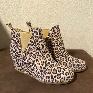 TOMS Cheetah Print Ankle Boots